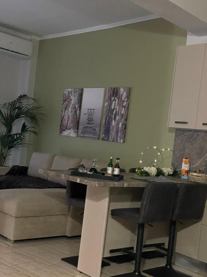 Nemeapolis 1 Apt ภายนอก รูปภาพ
