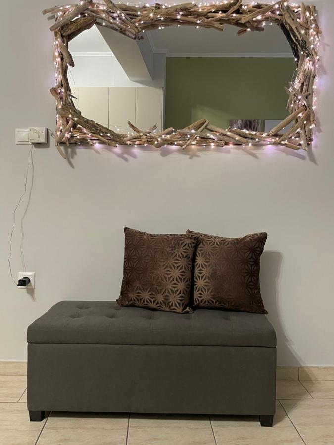 Nemeapolis 1 Apt ภายนอก รูปภาพ